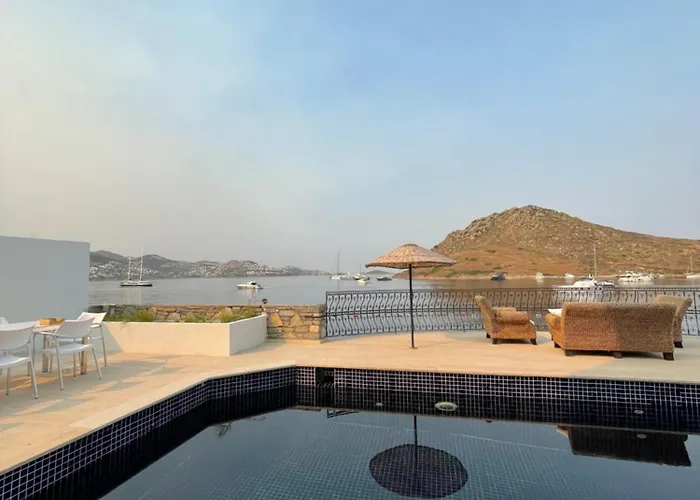 Denize Sifir Essiz Bodrum