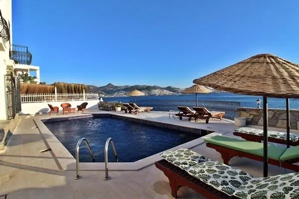 Denize Sifir Essiz * Bodrum